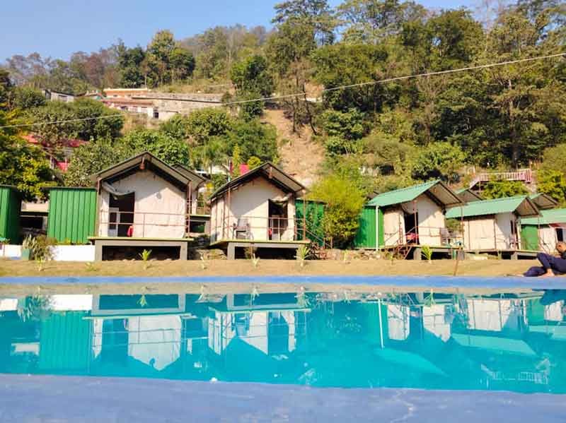 Leo Wild camps Near Ganga