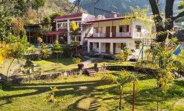 Sahastra Farm House Garden